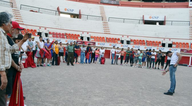 Arturo Macías ofrece clase práctica en su natal Aguascalientes