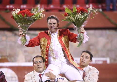 Triunfal despedida de Santos en Zacatecas