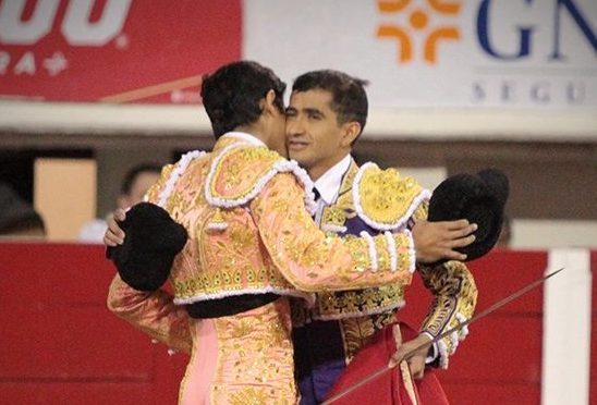 Noche de de olvido para los Adame…(Fotos)