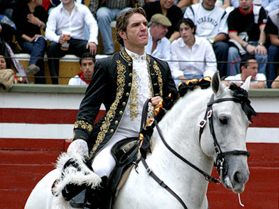 Anuncian corrida de rejones en Mérida