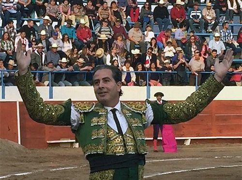 Vértiz da dos vueltas en Uriangato