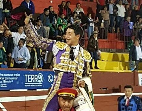 Gran triunfo de Sergio Flores en Mérida
