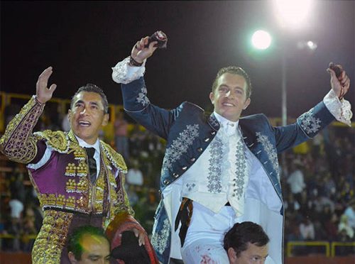 Zotoluco y Gárate, a hombros en Salvatierra