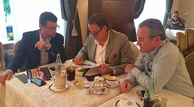 Directivos de Casa Toreros afinan detalles para  la contratación de figuras