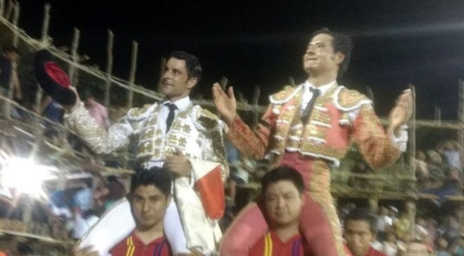Angelino de Arriaga y Marc Serrano a hombros en Tenabo