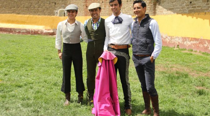 Realizan tienta en la casa ganadera de Atlanga