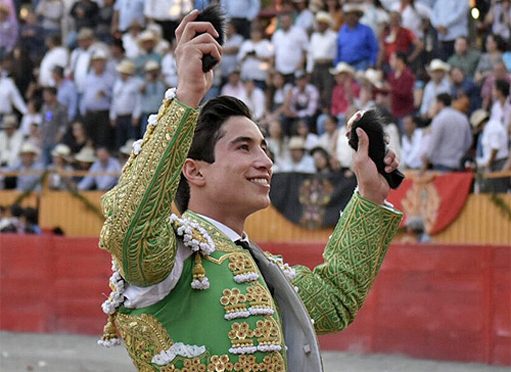 Armillita triunfa en la segunda de feria en SLP