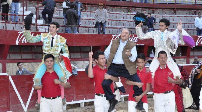 Triunfal novillada sin picadores de monumental de Morelia