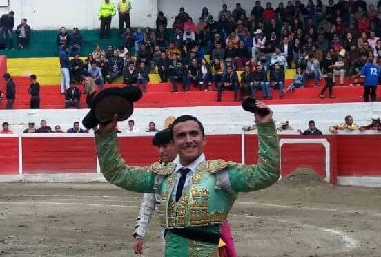 David Aguilar corta oreja y es lesionado en Ecuador