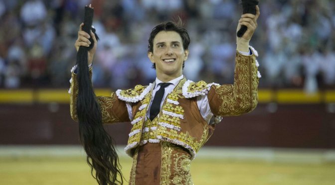 Roca Rey galardonado en Murcia