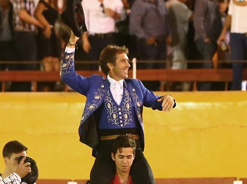 Pablo Hermoso triunfa hombros en Teocaltiche