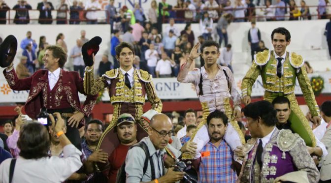 Corrida triunfal en la monumental de Monterrey