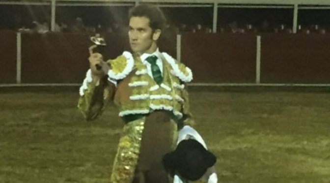 Saldívar pasea la única oreja en Yuriria
