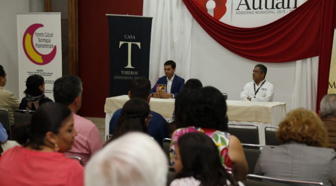 Presentan libro “Sueño de un maletilla” en Autlan