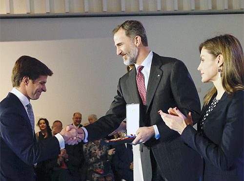 El Juli recibe medalla al mérito de bellas artes en España