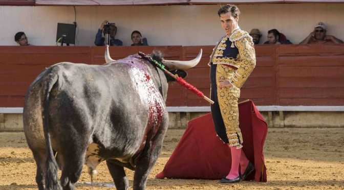 José Mauricio pasea oreja en el inicio de Texcoco…(Fotos)