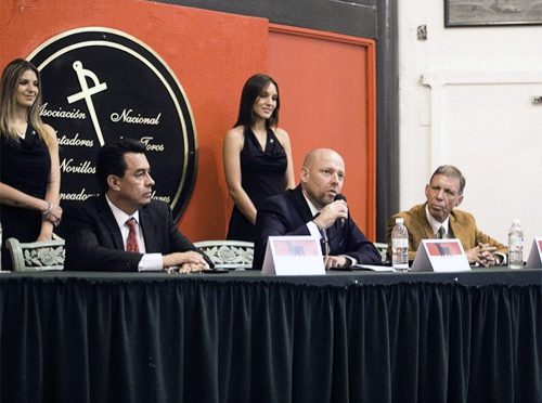 Corrida y novillada en Xalostoc, Edo Mex., para su feria