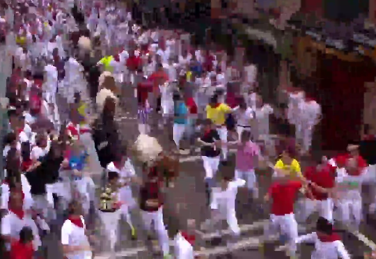 Limpio el primer encierro de los San Fermines… (Fotos)