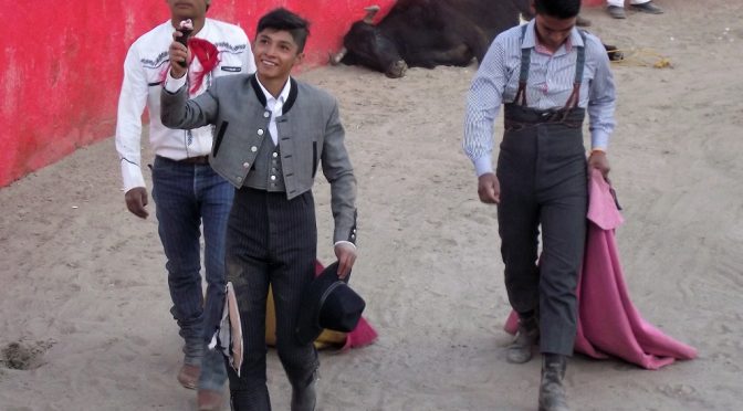 Uriel Hernández triunfa en vacada de Atltzayanca…(Fotos)