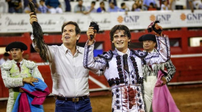 “El Galo” indulta a Moralista de San Martín en MTY…(Fotos)